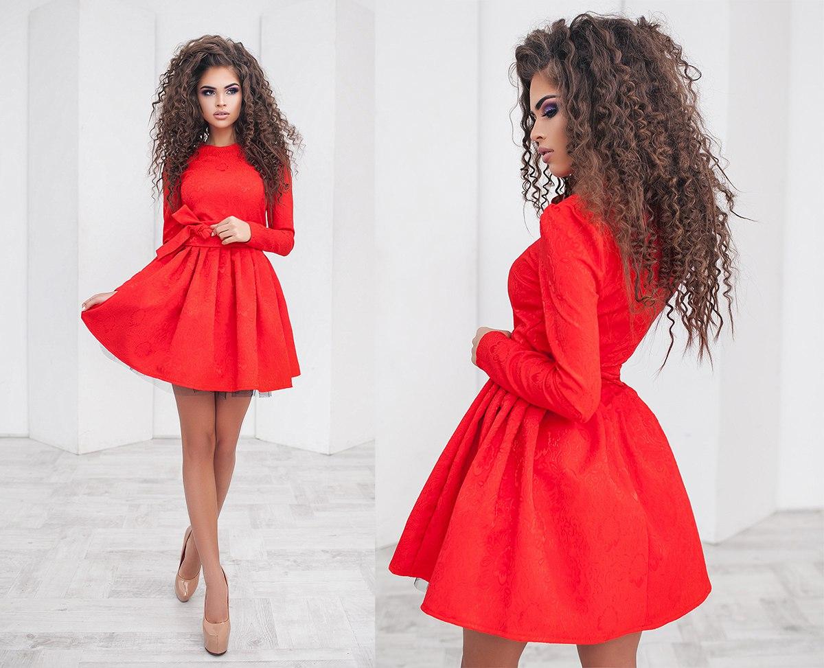Красные платья